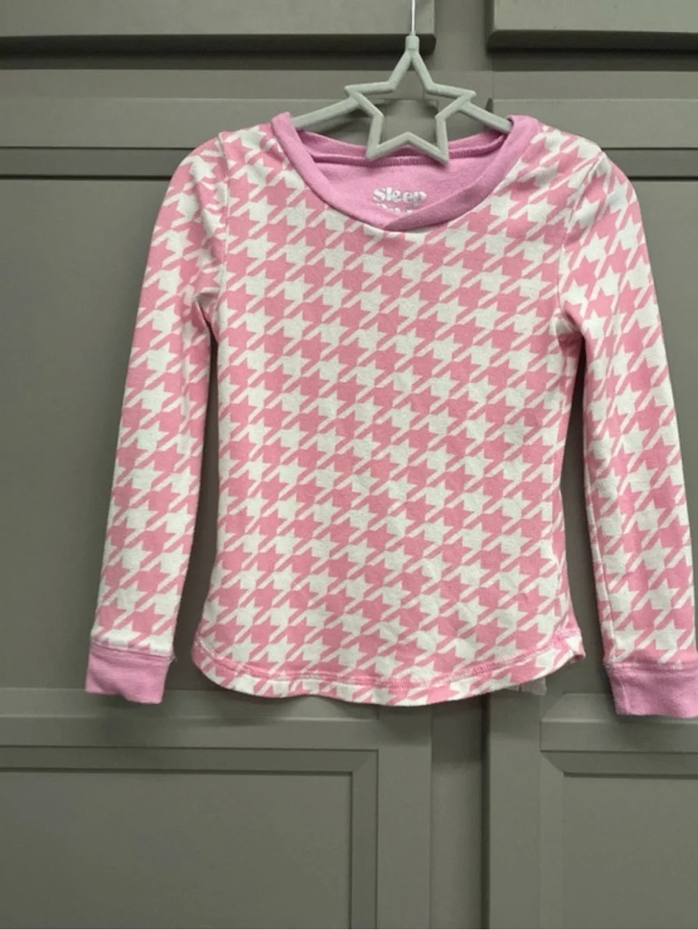 Sleep On It Pink and White Houndstooth Kids Pajama Set